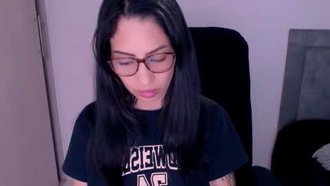 Snapshot of ammanda_ chatting on October 2025 01:06:01 AM diana online show from October 2025 01:06:01 AM