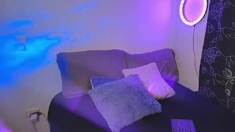 Snapshot of ammeliejoy chatting on May 2026 01:45:01 AM Ammelie online show from May 2026 01:45:01 AM