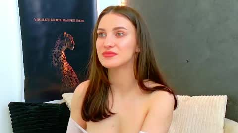 Snapshot of ammirra_a chatting on April 2026 11:10:02 AM Amira online show from April 2026 11:10:02 AM