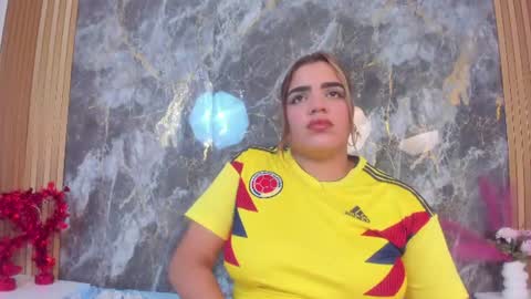 Ammy Honey online show from June 2026 10:32:01 PM