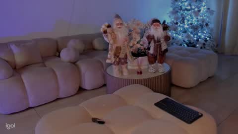 Snapshot of ammy_oxford chatting on December 2024 12:41:01 AM Ammy online show from December 2024 12:41:01 AM