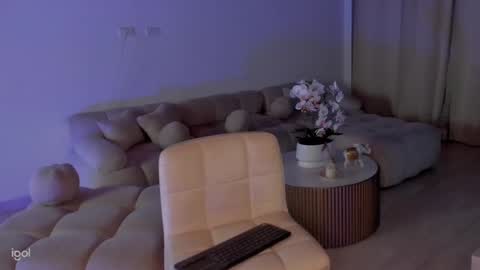 Snapshot of ammy_oxford chatting on January 2025 12:13:02 AM Ammy online show from January 2025 12:13:02 AM