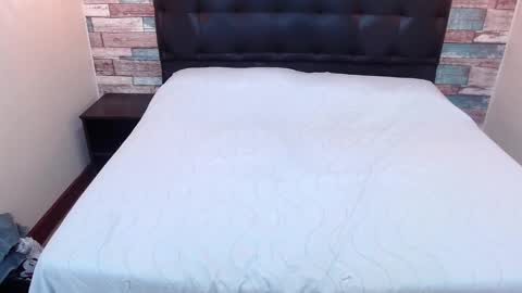 Snapshot of ammy_ronan chatting on November 2025 03:34:02 PM IM AMMY online show from November 2025 03:34:02 PM