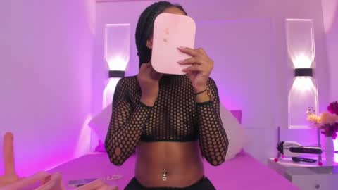 Snapshot of ammyroux chatting on May 2026 04:30:02 AM Ammy Roux online show from May 2026 04:30:02 AM