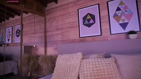 Ammy Scott  online show from December 2025 07:45:02 PM