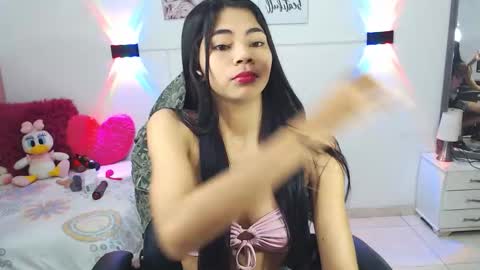 ammyy_wood_ online show from October 2025 04:12:01 AM