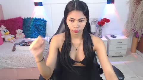 ammyy_wood_ online show from October 2025 04:09:01 AM