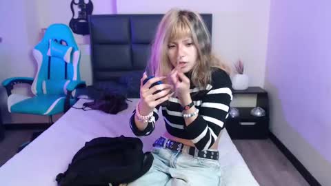 Amnesia online show from October 2025 12:25:01 PM