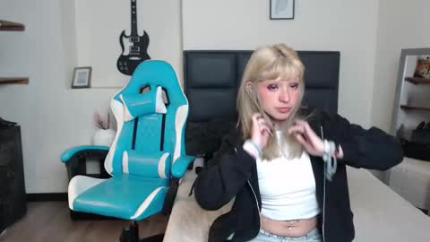 Amnesia online show from November 2025 12:49:01 PM