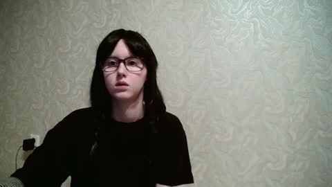 Amomira online show from October 2025 03:44:02 PM