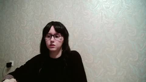 Amomira honeyx online show from May 2026 04:02:01 PM