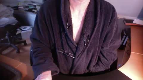 Amor2200 online show from December 2024 12:45:01 PM