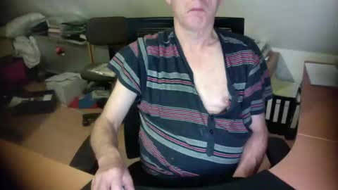 Amor2200 online show from September 2025 10:09:02 PM