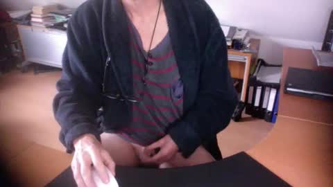 Amor2200 online show from December 2025 10:57:02 AM