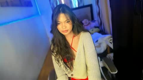 Snapshot of amor_prinsesa chatting on December 2024 06:03:02 AM Prinsesa online show from December 2024 06:03:02 AM