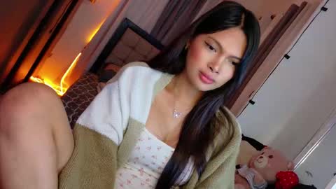 Snapshot of amor_prinsesa chatting on September 2025 04:27:01 AM Prinsesa online show from September 2025 04:27:01 AM