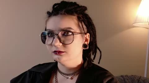 Snapshot of amorefae chatting on April 2026 01:11:02 AM amore online show from April 2026 01:11:02 AM