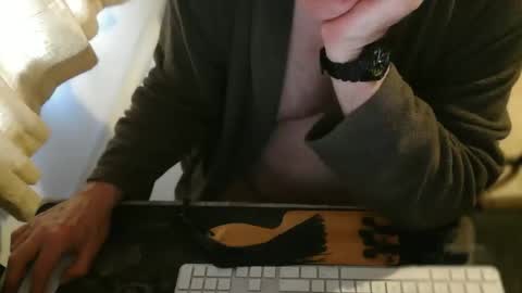 Snapshot of amslave4f chatting on May 2026 06:21:01 AM amslave4f online show from May 2026 06:21:01 AM