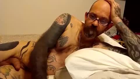 amunrethegod online show from February 2025 02:52:01 PM