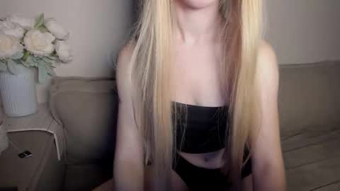 Snapshot of amy1_1 chatting on September 2025 01:27:02 AM amy1_1 online show from September 2025 01:27:02 AM