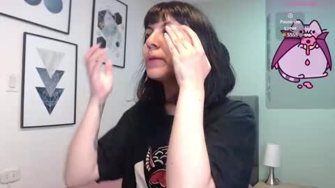 Amy 3 online show from October 2025 04:57:02 AM