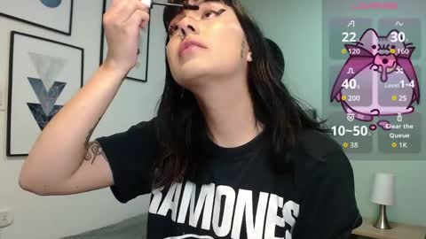 Amy 3 online show from April 2026 05:03:01 AM