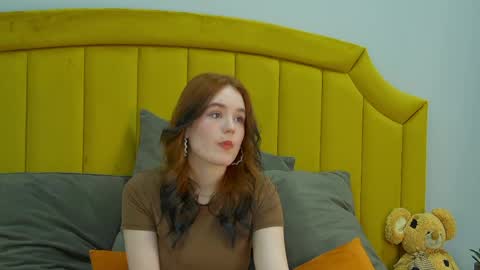 Snapshot of amy__roy chatting on April 2026 04:09:02 PM Amy online show from April 2026 04:09:02 PM