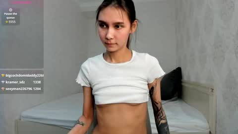 Amy online show from September 2025 01:42:01 AM