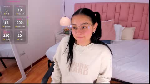 Aleja   online show from December 2025 03:01:02 AM