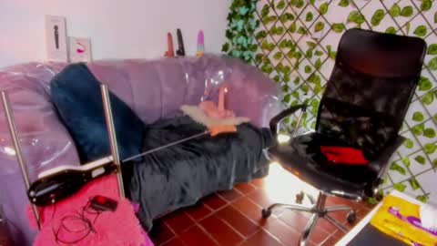 Amy Hoy69 online show from May 2026 04:10:02 AM