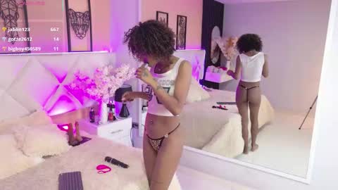 Amy online show from November 2025 07:23:02 PM