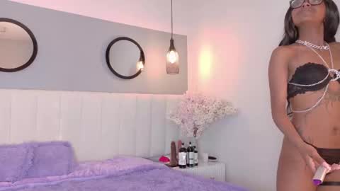 Snapshot of amy_miller2 chatting on February 2026 12:08:02 PM Amy online show from February 2026 12:08:02 PM