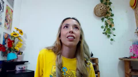 amy mur online show from April 2026 06:57:01 PM