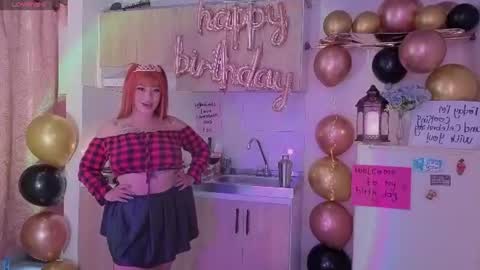 Snapshot of amy_nicolee chatting on June 2026 09:37:01 PM Little Slut Nicolee online show from June 2026 09:37:01 PM