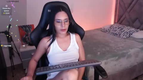 Snapshot of amy_stiward chatting on March 2026 05:51:02 PM Mia Cristancho online show from March 2026 05:51:02 PM