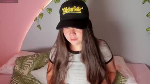 Snapshot of amy_vans_ chatting on March 2025 09:24:01 PM Amy nickname Kirby online show from March 2025 09:24:01 PM