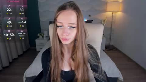 Amy online show from September 2025 10:32:02 PM