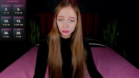 Amy online show from November 2025 04:18:02 PM