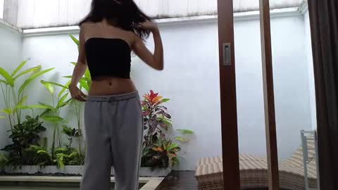 Snapshot of amyalwayshere chatting on February 2025 05:31:02 AM girl next door named Amy online show from February 2025 05:31:02 AM