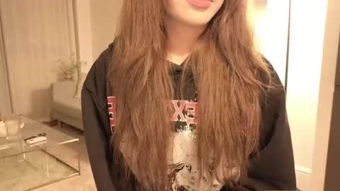 Snapshot of amyalwayshere chatting on December 2025 07:15:02 AM girl next door named Amy online show from December 2025 07:15:02 AM