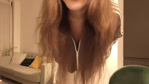 Snapshot of amyalwayshere chatting on December 2025 05:26:02 AM girl next door named Amy online show from December 2025 05:26:02 AM
