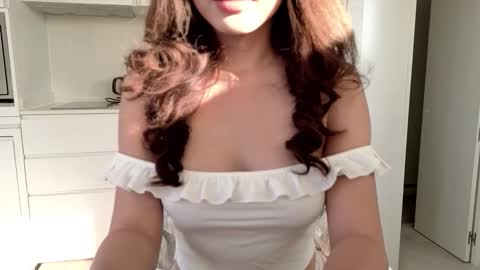 Snapshot of amyalwayshere chatting on March 2026 04:33:02 PM girl next door named Amy online show from March 2026 04:33:02 PM