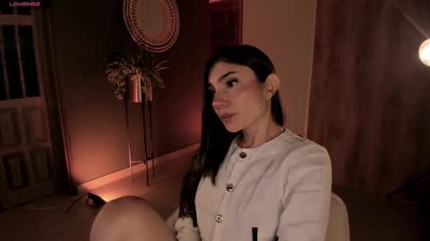 Snapshot of amyarmstrong chatting on February 2025 11:55:01 PM Amy Armstrong online show from February 2025 11:55:01 PM