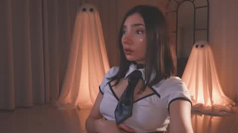 Snapshot of amyarmstrong chatting on October 2025 01:27:02 AM Amy Armstrong online show from October 2025 01:27:02 AM
