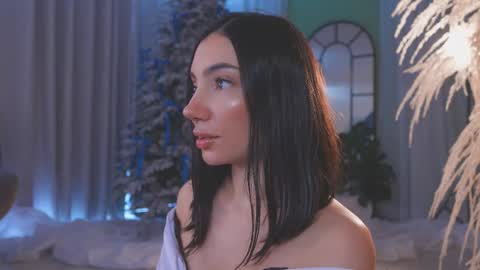 Amy Armstrong online show from December 2025 08:05:02 PM