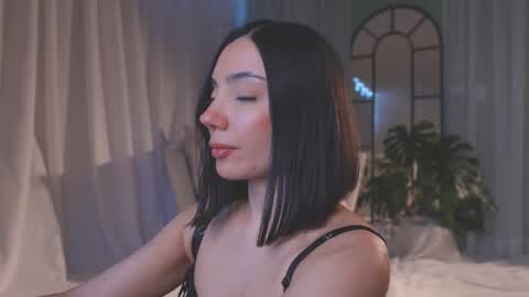 Amy Armstrong online show from February 2026 10:10:02 PM