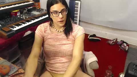 Trashely Gimpson online show from October 2025 08:58:02 AM