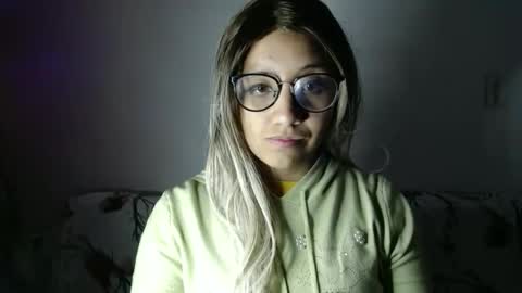 Snapshot of amycosplay99 chatting on January 2025 11:05:01 AM amycosplay99 online show from January 2025 11:05:01 AM