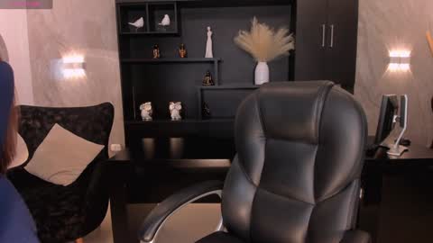 Amy  online show from January 2025 08:04:02 PM