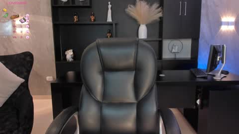 Amy  online show from January 2025 08:25:02 PM